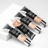 کرم پودر تیوپی گلدن آی حجم 40 میل spf 15